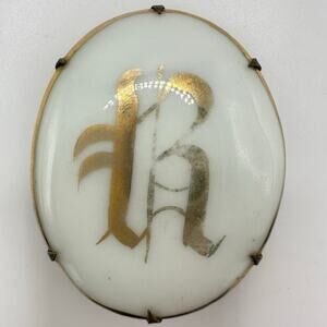 Antique Victorian Edwardian gold gilt K R initial letter porcelain oval brooch